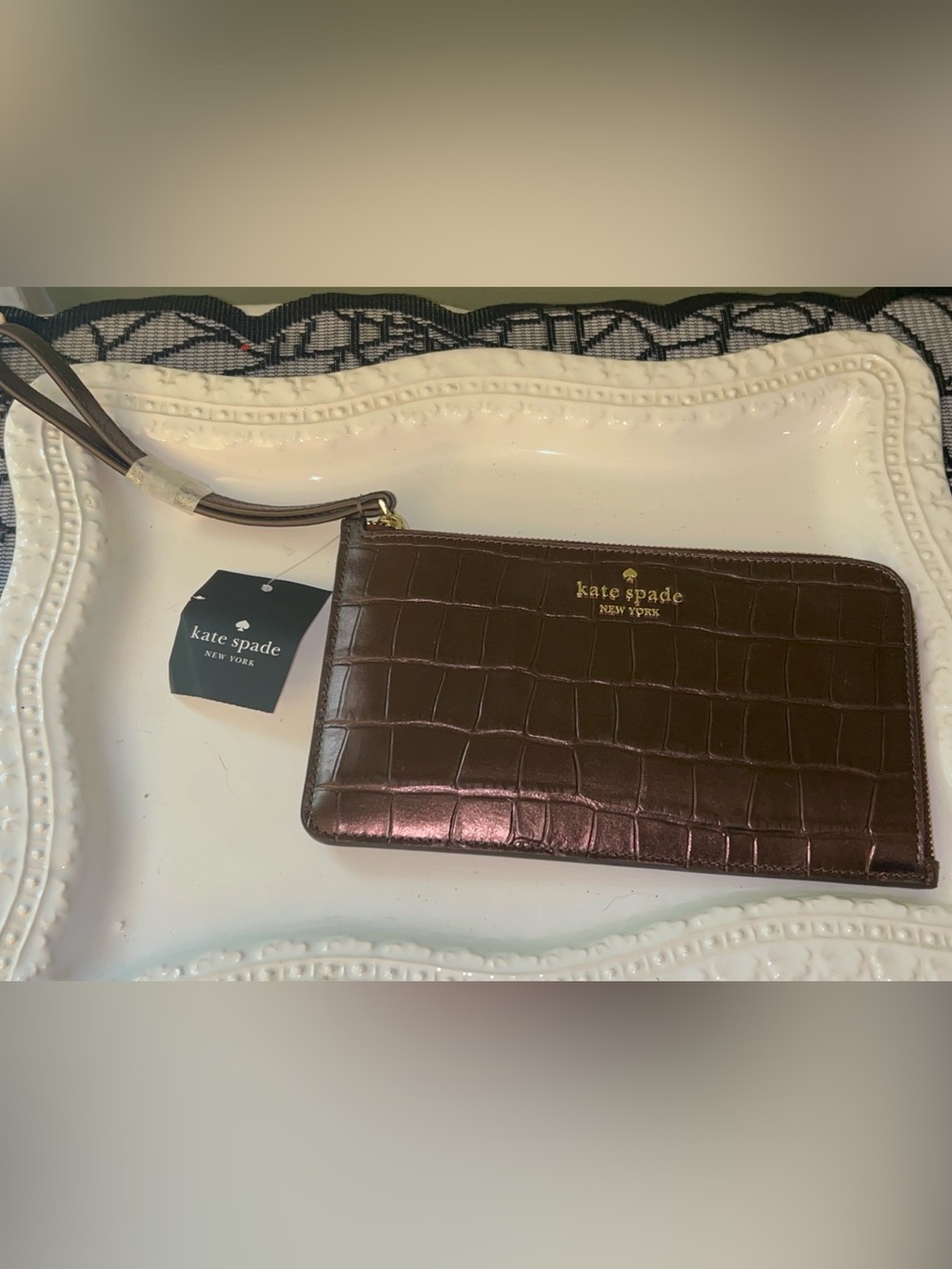 kate spade new york Lucy Metallic Brown Croc-Embossed Medium L-Zip Wristlet
